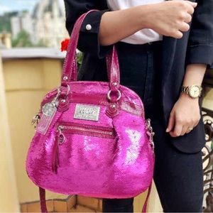 COACH Poppy Patent Trim Sequin Heart Shoulder Bag Fuchsia with shoulder strap